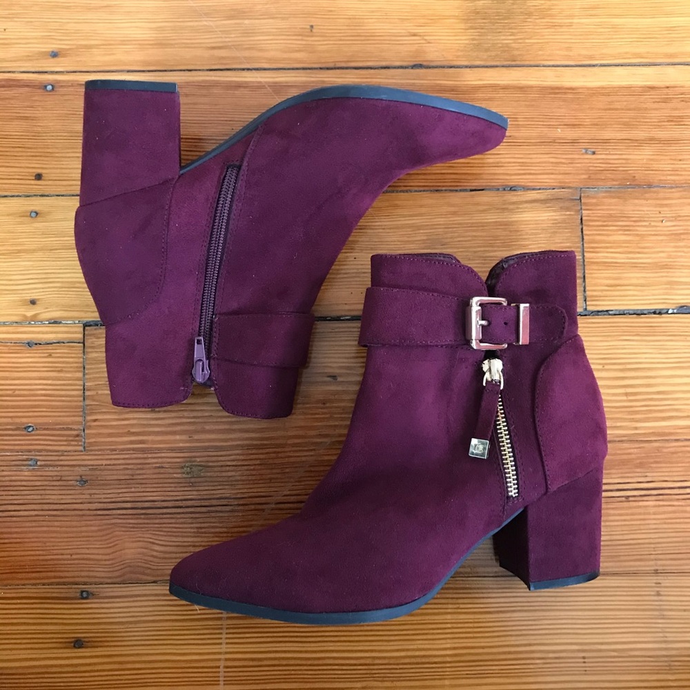 Liz Claiborne Maroon Suede Pointed Boots